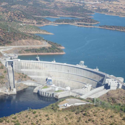 Alqueva Dam and Reservoir Alqueva Dam and Reservoir